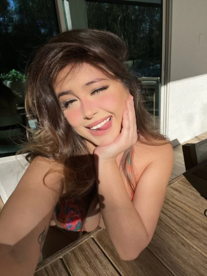 Profile of nataliemonroe